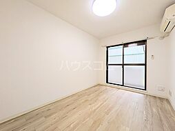 ジョイフル祐天寺 205 2階1Kのリビング/ダイニング