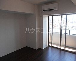 東急田園都市線 三軒茶屋駅 徒歩6分の賃貸マンション 8階1Kのリビング/ダイニング