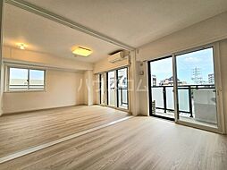 東急東横線 学芸大学駅 徒歩11分の賃貸マンション 4階2LDKのリビング/ダイニング