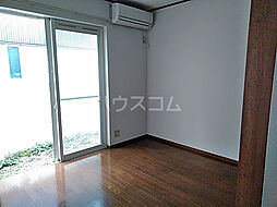 小岩メゾン 2階1Kのリビング/ダイニング