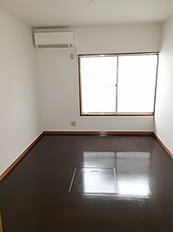 ヴィラローズ 106 1階1Kのリビング/ダイニング