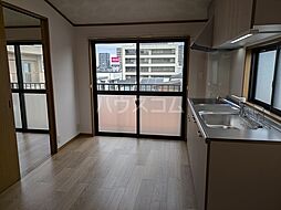 名古屋市営名城線 平安通駅 徒歩4分の賃貸マンション 4階1DKのリビング/ダイニング