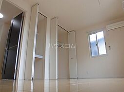 Ｔｏｍｏｒｒｏｗ　Ｈｏｕｓｅ 2階1Kのリビング/ダイニング