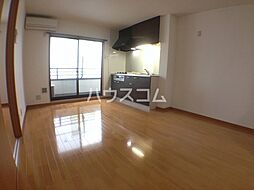 サンライズヤマト 2階1DKのリビング/ダイニング