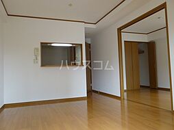 フォルティーヌ皿沼 101 1階2LDKのリビング/ダイニング