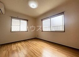 ウッディハウス 2階ワンルームのリビング/ダイニング