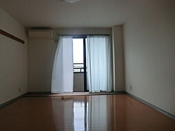 メゾンオクガワ 3階1Kのリビング/ダイニング