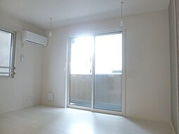 プラムブロッサム　サウス 103 1階1Kのリビング/ダイニング