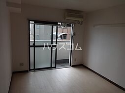 ミリアンメロディ川名 208 2階1Kのリビング/ダイニング