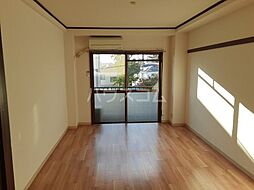 フォーブル・ユウ 103 1階1Kのリビング/ダイニング