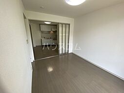 モナーク　ヴィレ　Ｆ棟 202 2階2DKのリビング/ダイニング