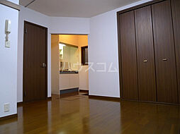 アベニール 102 1階1Kのリビング/ダイニング