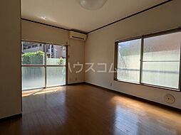 第よん小野荘 105 1階ワンルームのリビング/ダイニング