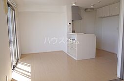 スタースレイプ 106 1階2LDKのリビング/ダイニング