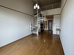 トリーハイツ八幡 2C 2階1LDKのリビング/ダイニング