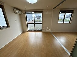 リヴェール 1階2LDKのリビング/ダイニング