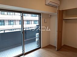 ロイジェント日吉 401 4階1SLDKのリビング/ダイニング