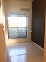 名古屋市営東山線 本陣駅 徒歩5分の賃貸アパート 1階ワンルームのリビング/ダイニング