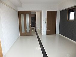 マルシェ・コーネン 202 2階1DKのリビング/ダイニング