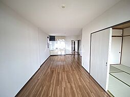 名古屋市営鶴舞線 平針駅 バス12分 名古屋市営バス　梅森下車 徒歩7分の賃貸マンション 2階2LDKのリビング/ダイニング