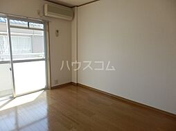 メゾン　デ　フローラ 302 3階3DKのリビング/ダイニング