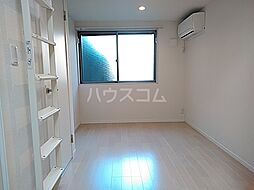 東京メトロ千代田線 綾瀬駅 徒歩6分の賃貸アパート 1階ワンルームのリビング/ダイニング