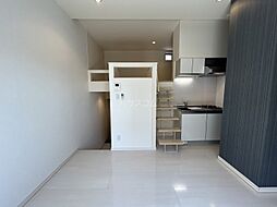 JR関西本線 春田駅 徒歩7分の賃貸アパート 2階1Kのリビング/ダイニング