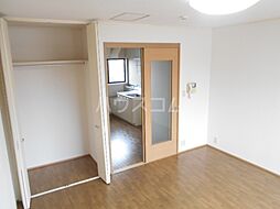 フロリカウラI 201 2階1DKのリビング/ダイニング