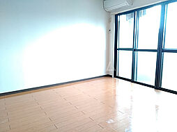 コム・デ・ザンファン 3階ワンルームのリビング/ダイニング