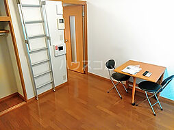 プレジール太秦 205