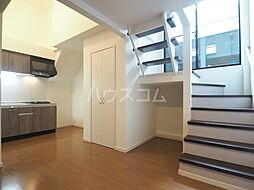 名古屋市営名城線 志賀本通駅 徒歩5分の賃貸アパート 1階ワンルームのリビング/ダイニング