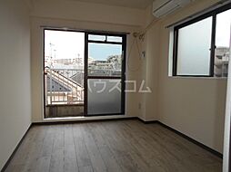 ハイツ平山 3階1Kのリビング/ダイニング