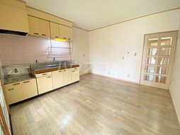 グランドハイツ服部 105 1階3DKのリビング/ダイニング