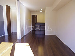 アルヴェアーレI 105 1階1LDKのリビング/ダイニング