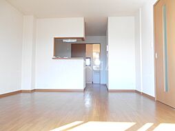 友禅 103 1階1LDKのリビング/ダイニング