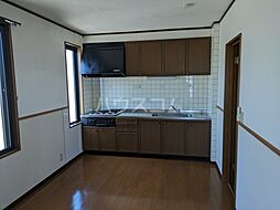 クレール 2-2 2階2LDKのリビング/ダイニング