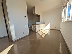 東武桐生線 阿左美駅 徒歩20分の賃貸アパート 2階1LDKのリビング/ダイニング