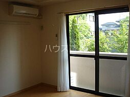 デュー・プレミエ 102 1階1Kのリビング/ダイニング