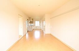 フォンティーヌオコノギ 102 1階2LDKのリビング/ダイニング