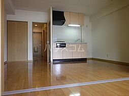 ベイサイドアベニュー 302 3階1LDKのリビング/ダイニング