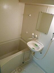 コアパレス安西 304 3階1DKのリビング/ダイニング