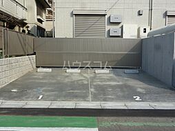 7 / 11