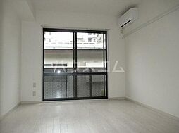 ドウェル・フロイデ 202 2階1Kのリビング/ダイニング