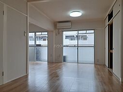 渋谷コート2号館 2階1LDKのリビング/ダイニング