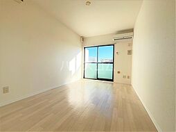 JR東北本線 土呂駅 徒歩4分の賃貸マンション 4階ワンルームのリビング/ダイニング