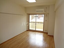 トリニティＭ3 203 2階1DKのリビング/ダイニング