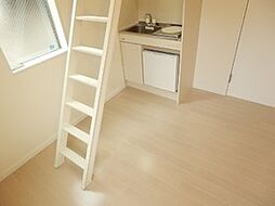 ドミール西が丘 102 1階ワンルームのリビング/ダイニング