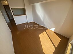 フラワ−I 202 2階2LDKのリビング/ダイニング