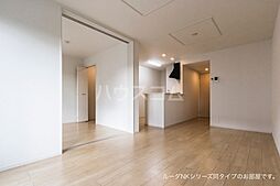 アークヒルズＪ 102 1階1LDKのリビング/ダイニング