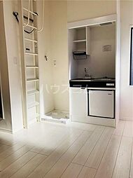 ヒルズ上大岡 203 2階ワンルームのリビング/ダイニング